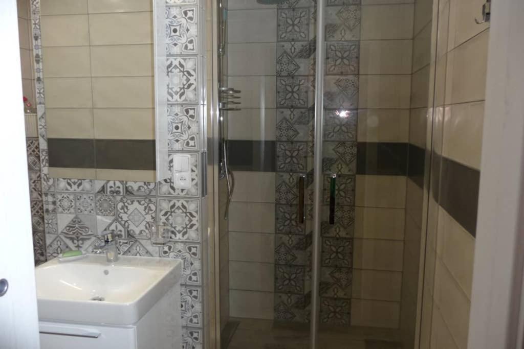 Apartman Q11 Sokolov Exterior foto
