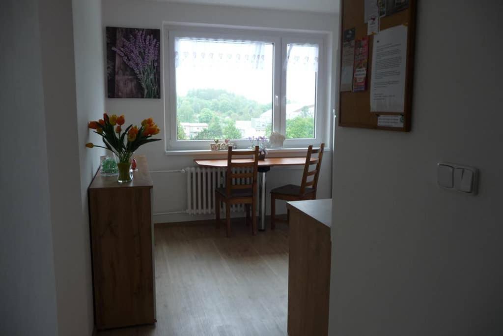Apartman Q11 Sokolov Exterior foto