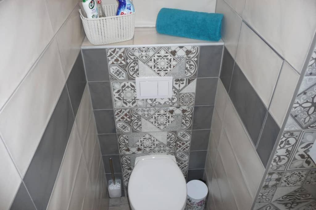 Apartman Q11 Sokolov Exterior foto
